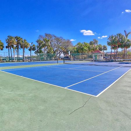 Land'S End 7-203 Beach Front - Premier Villa St. Pete Beach Exterior photo