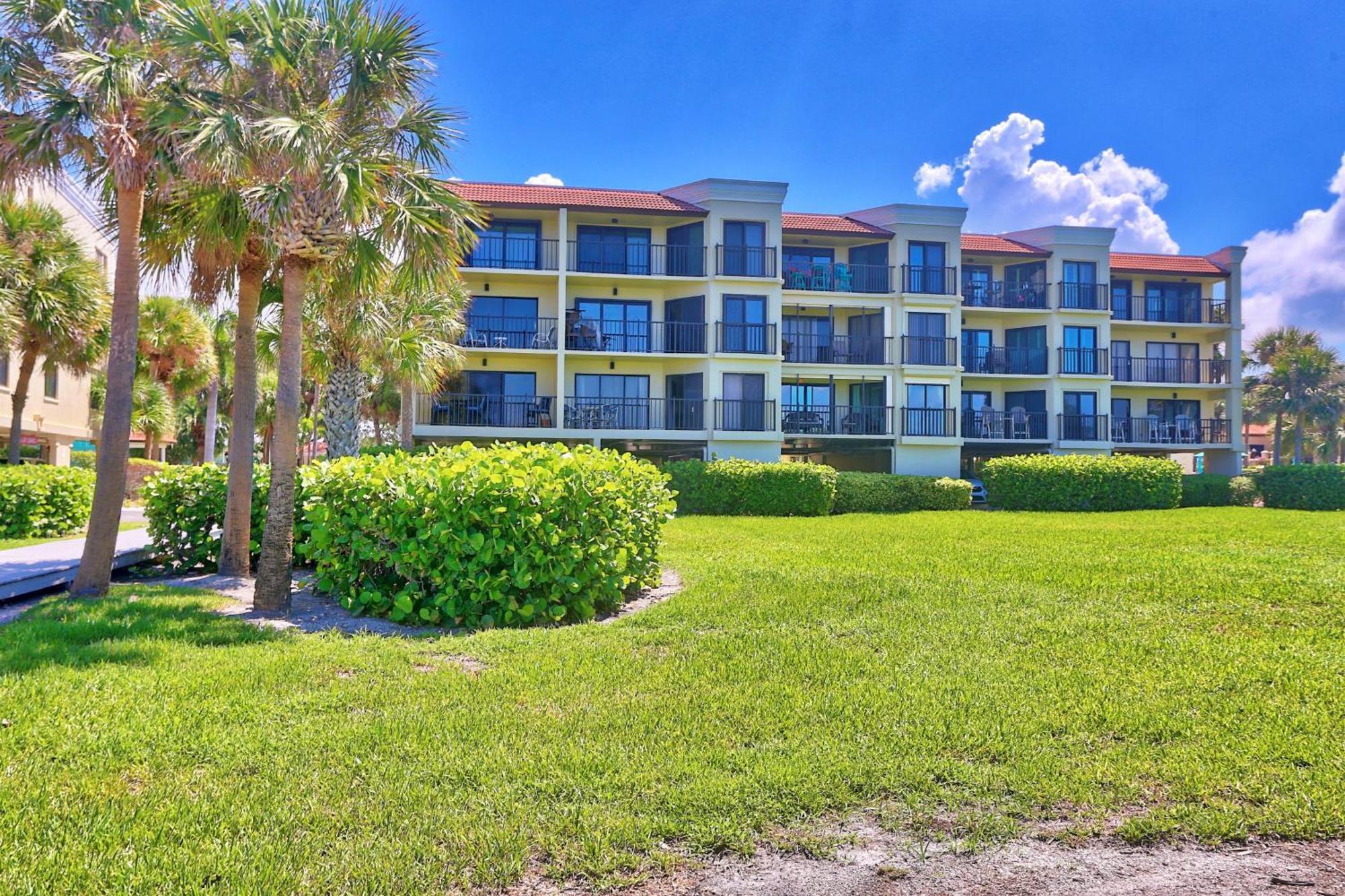 Land'S End 7-203 Beach Front - Premier Villa St. Pete Beach Exterior photo